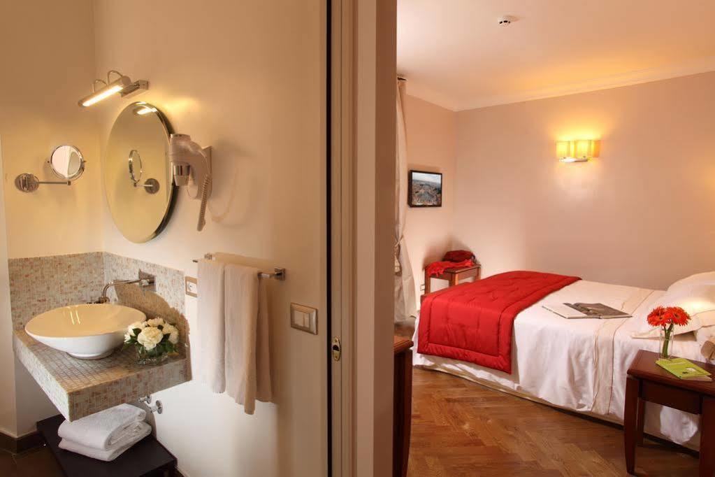Vivaldi Luxury Rooms Roma Exterior foto
